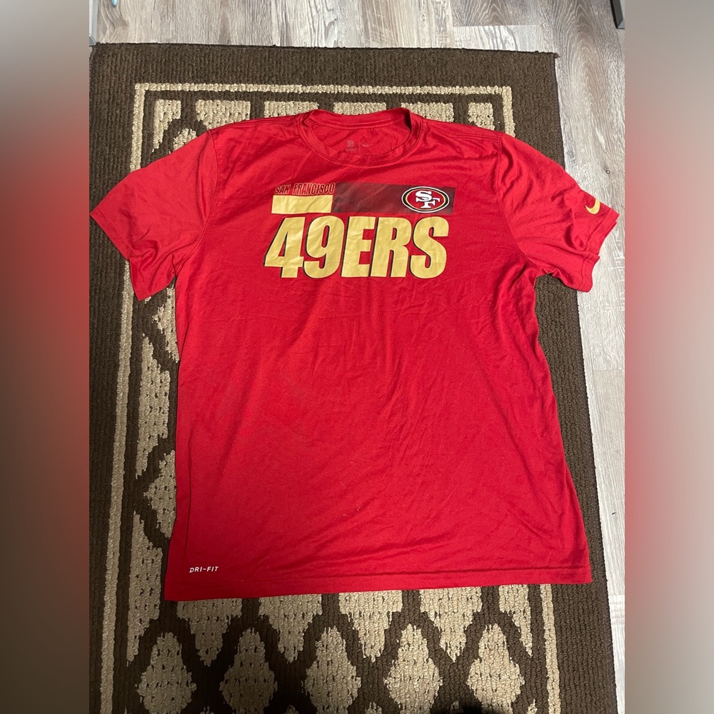Red 49ers Nike Men’s XL Tee Shirt